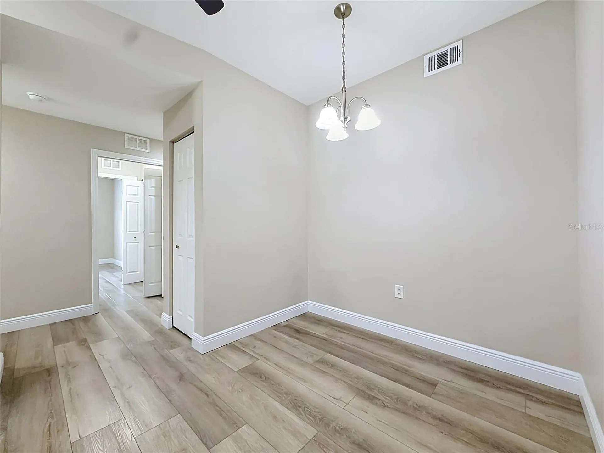 5281 Bowline Court Oxford FL 34484
