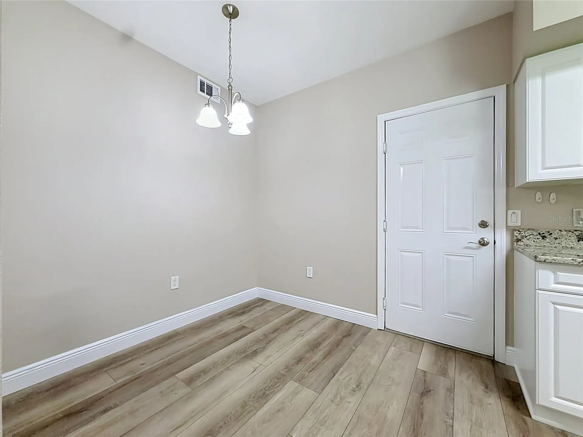 5281 Bowline Court Oxford FL 34484