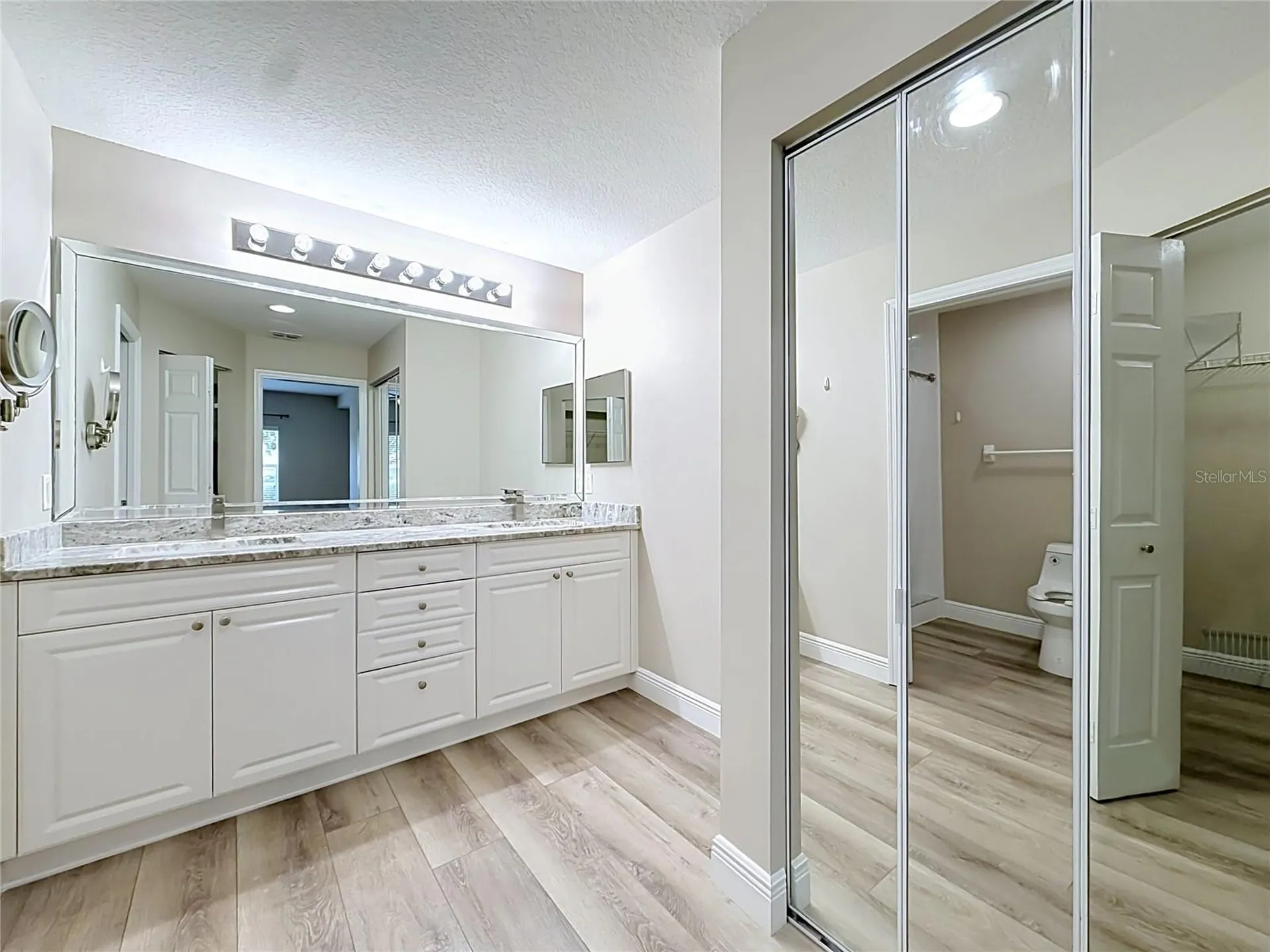 5281 Bowline Court Oxford FL 34484