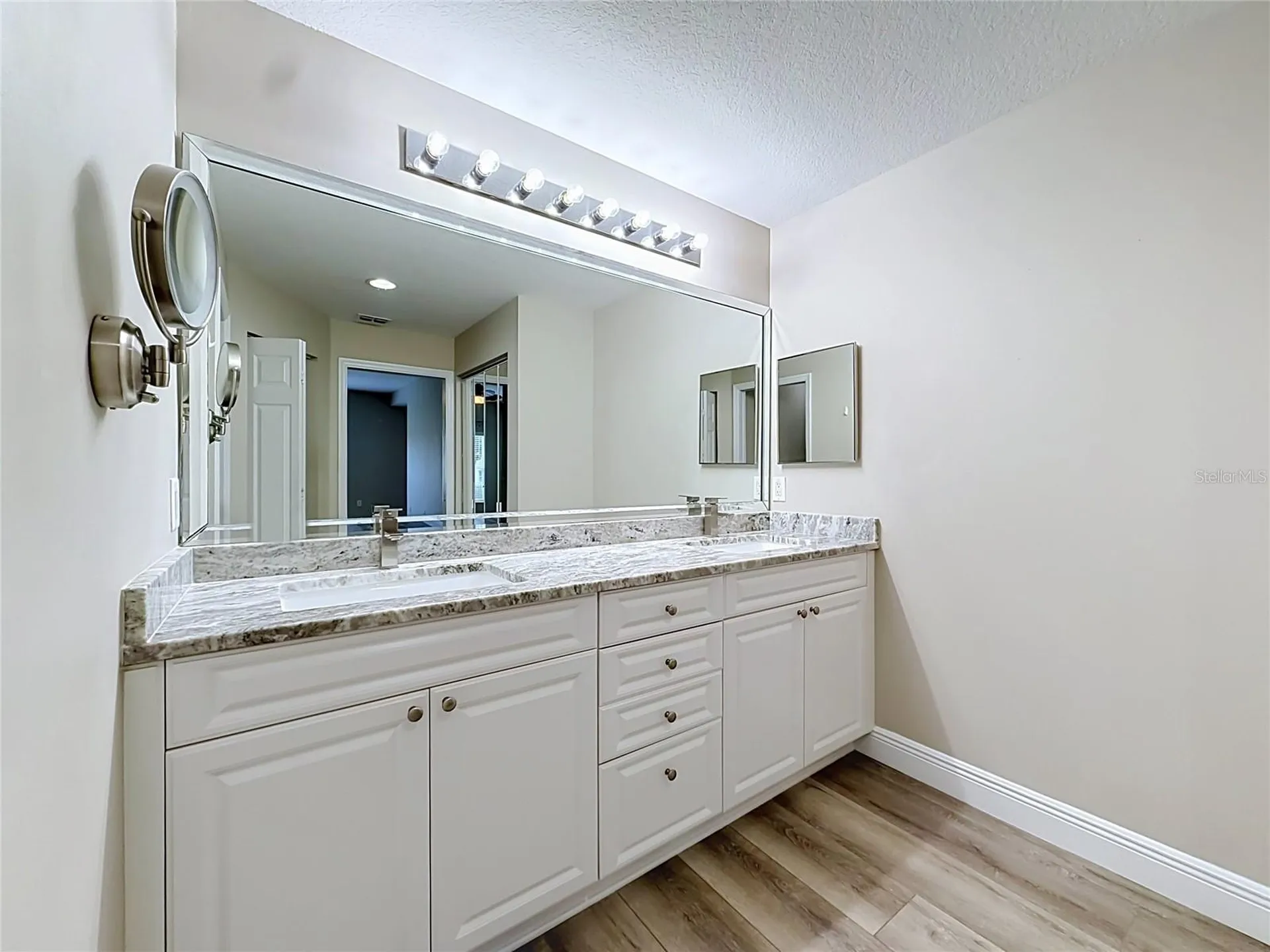 5281 Bowline Court Oxford FL 34484