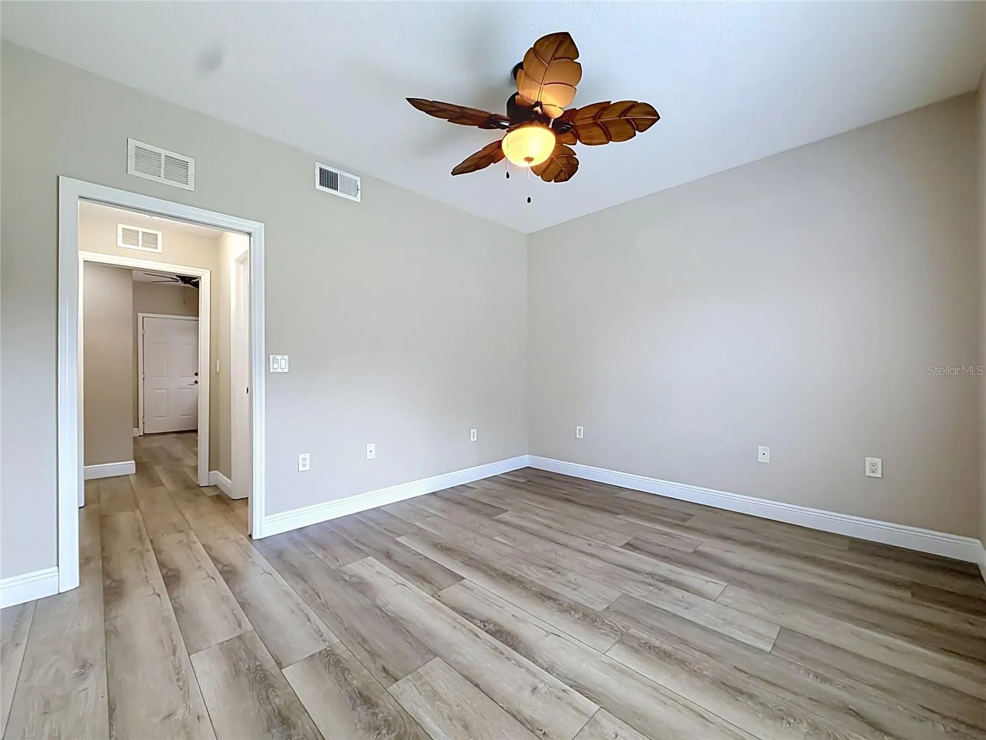 5281 Bowline Court Oxford FL 34484