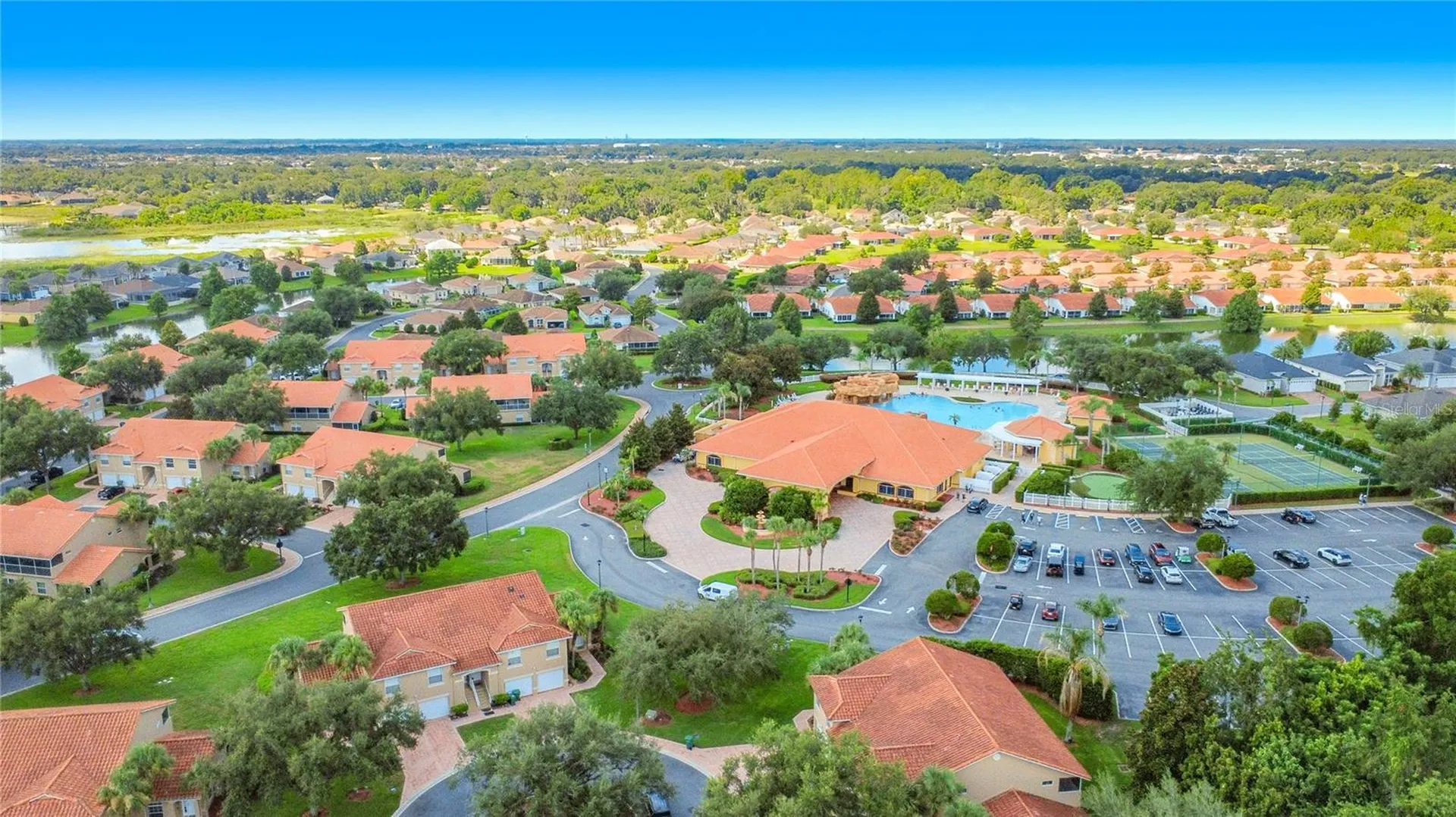 5281 Bowline Court Oxford FL 34484