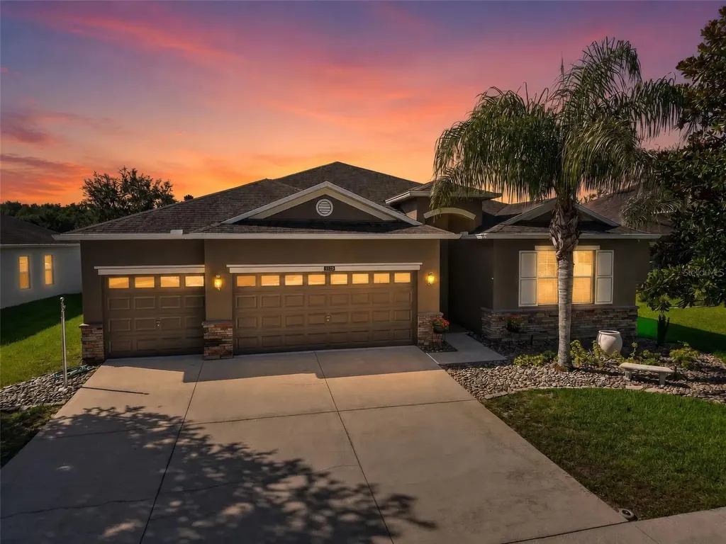 5828 Puzo Place Mount Dora FL 32757