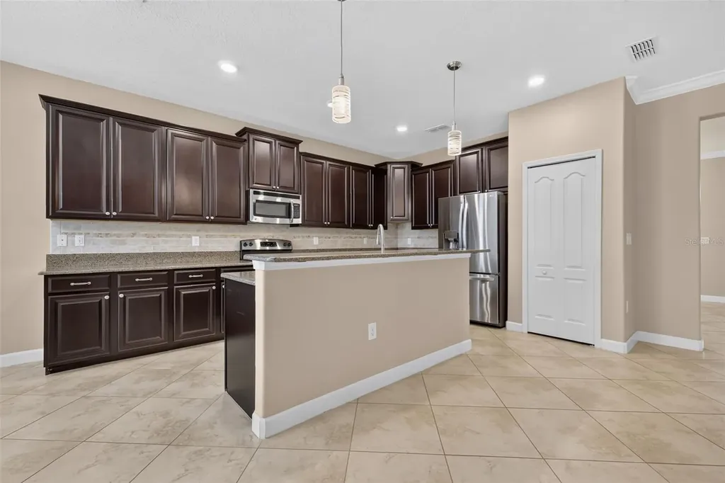 5828 Puzo Place Mount Dora FL 32757