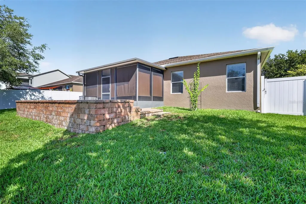 5828 Puzo Place Mount Dora FL 32757