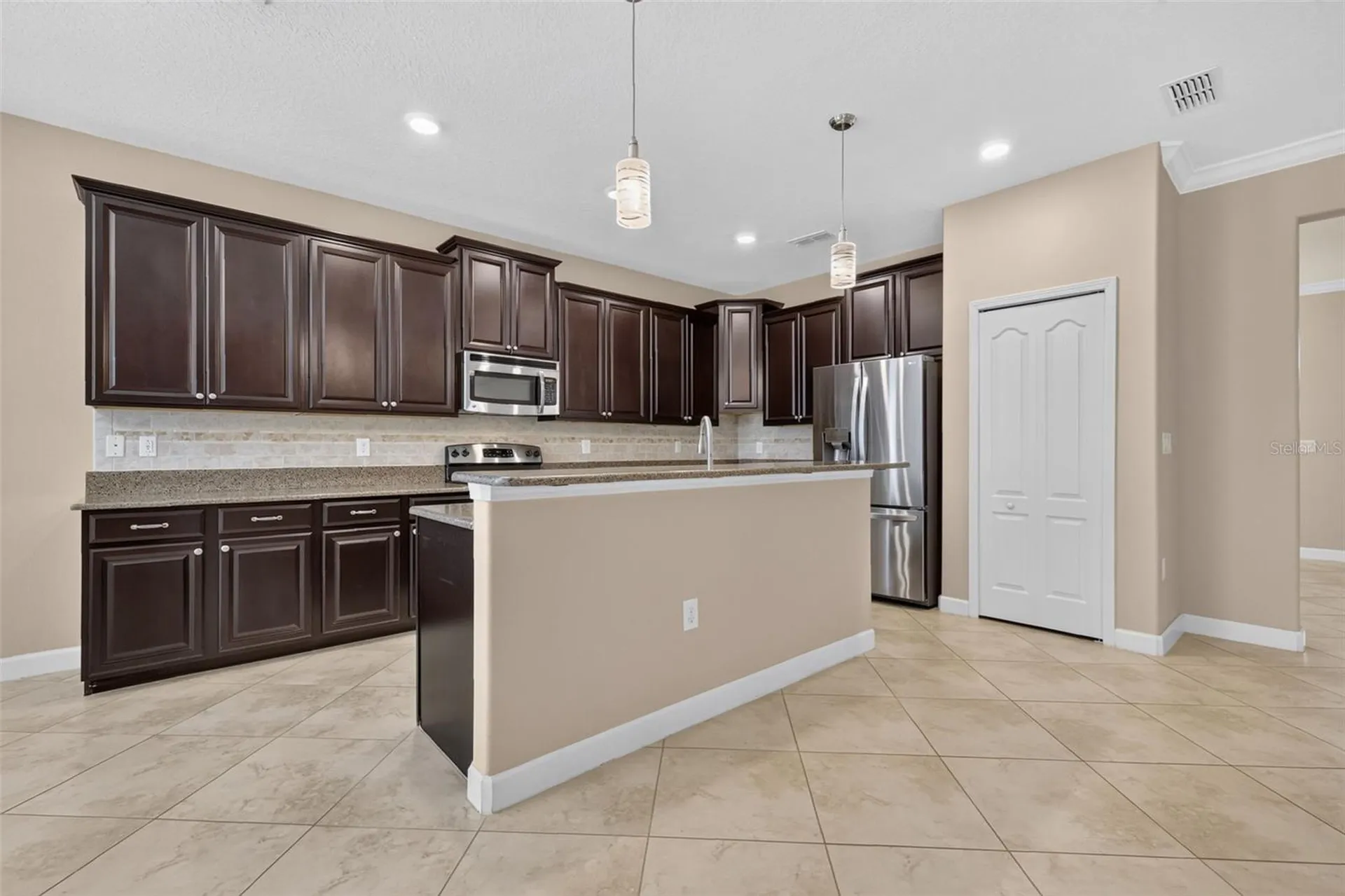 5828 Puzo Place Mount Dora FL 32757