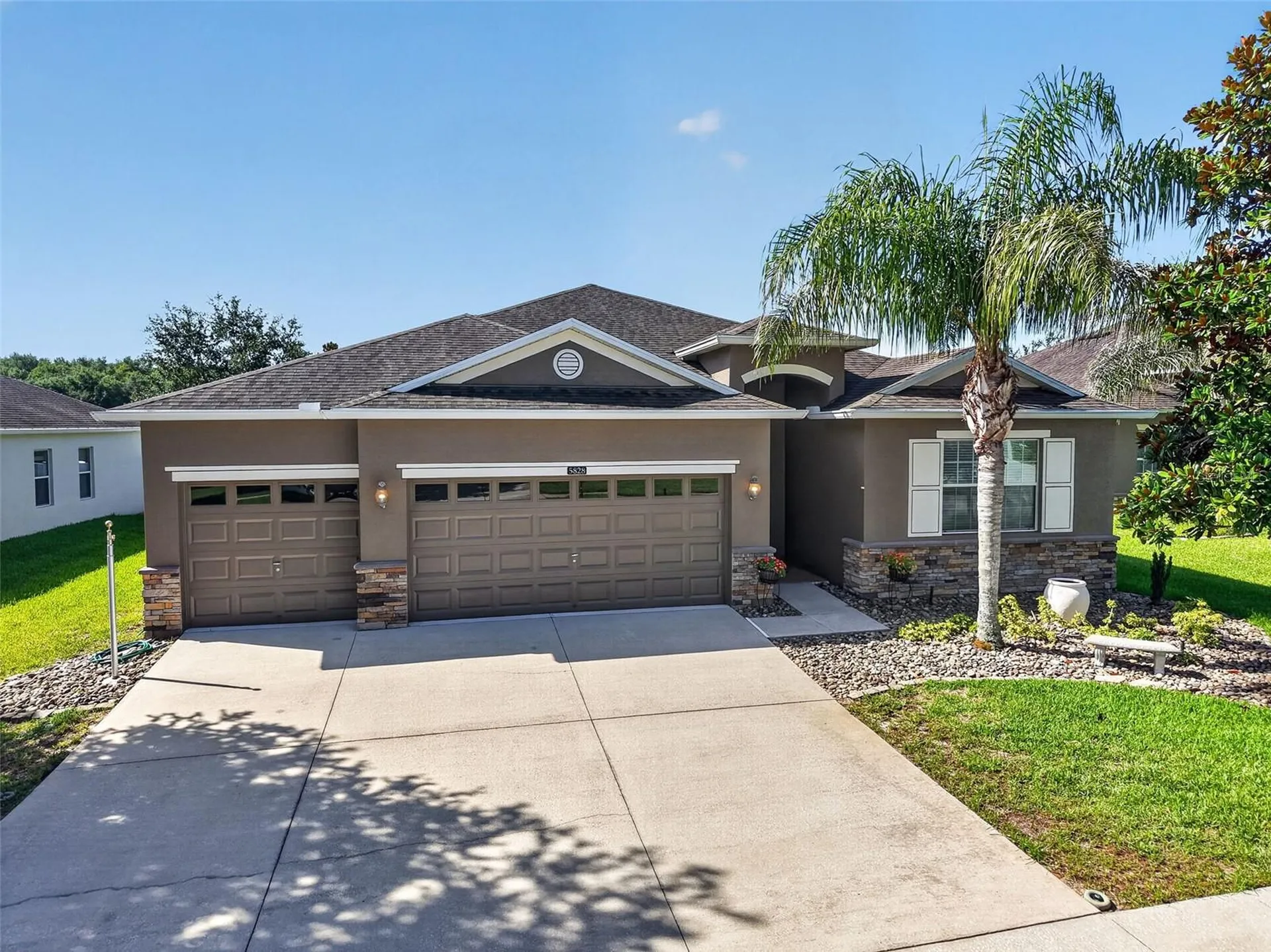 5828 Puzo Place Mount Dora FL 32757
