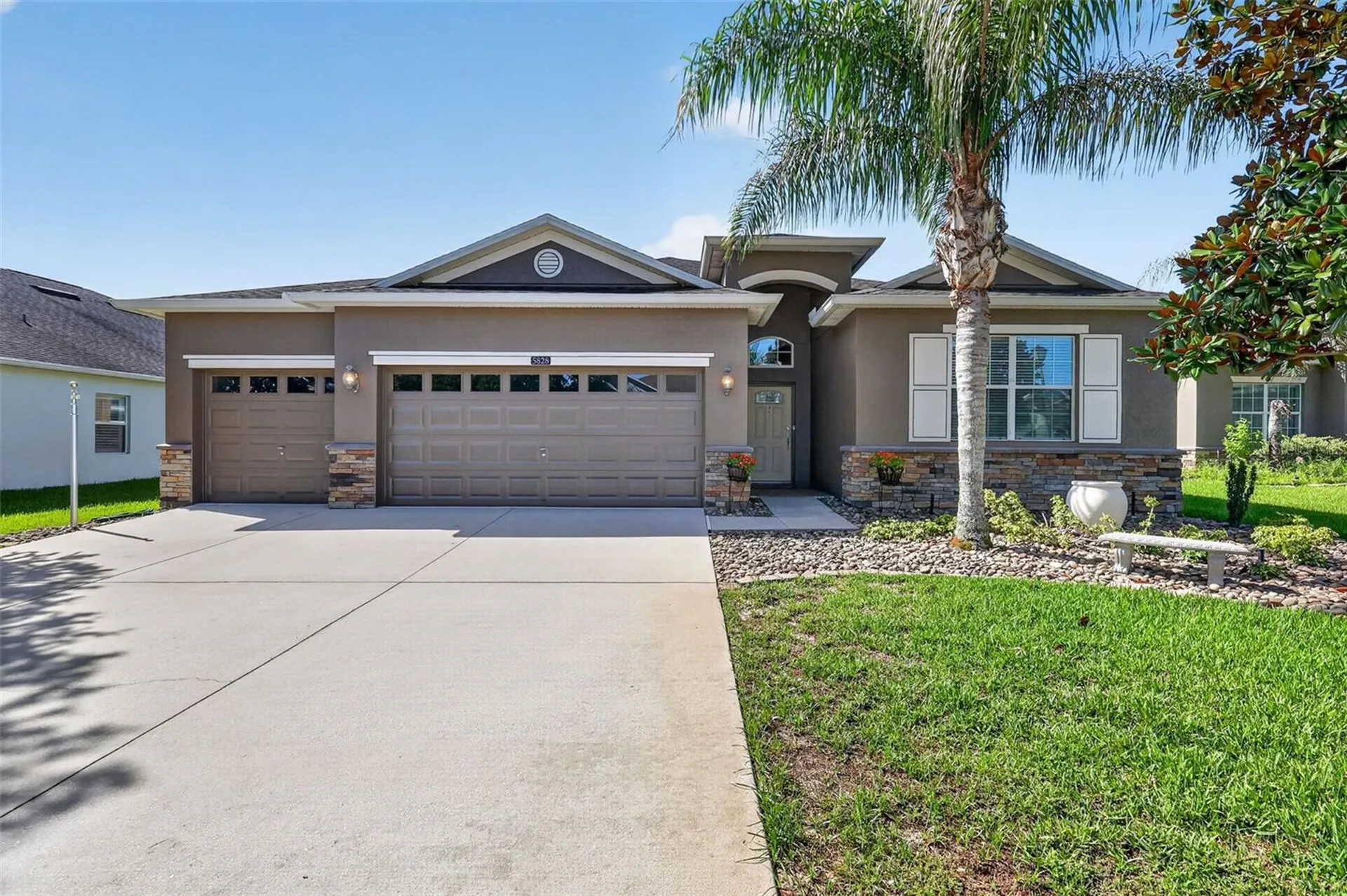 5828 Puzo Place Mount Dora FL 32757