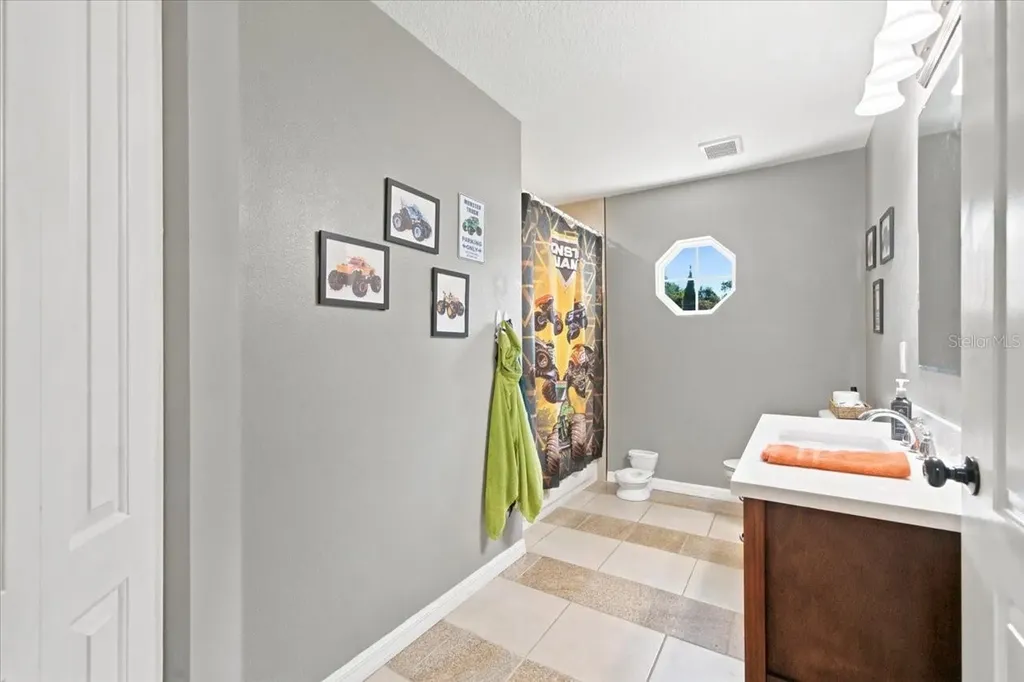 12327 Millington Avenue Weeki Wachee FL 34614