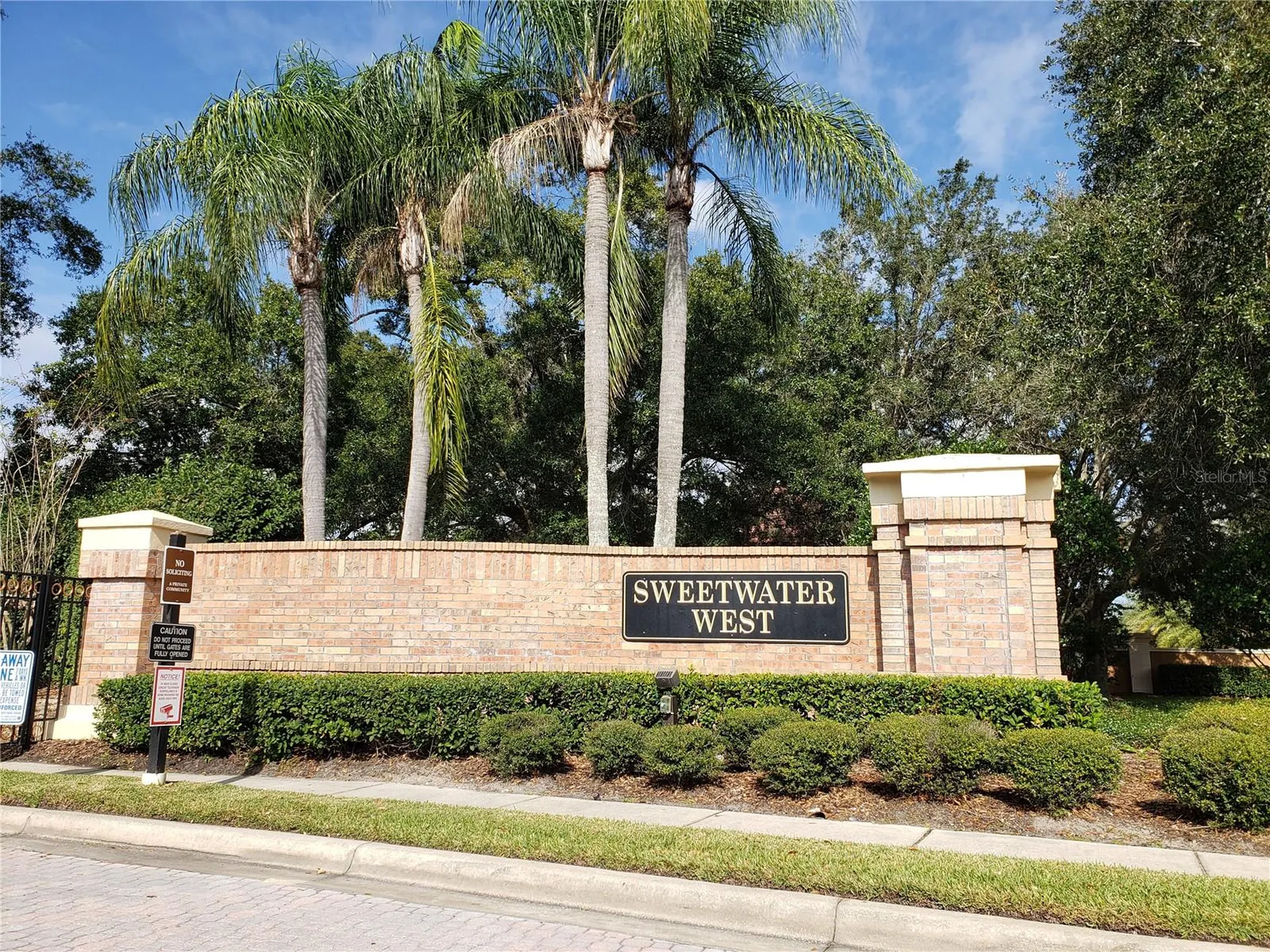 1612 Sweetwater West Circle Apopka FL 32712
