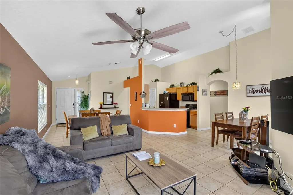 110 Saragossa Avenue Davenport FL 33897