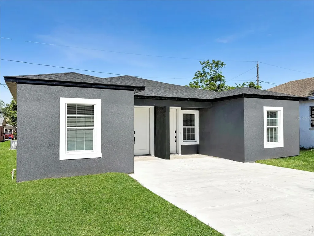 323 Pearl Street Lake Wales FL 33853