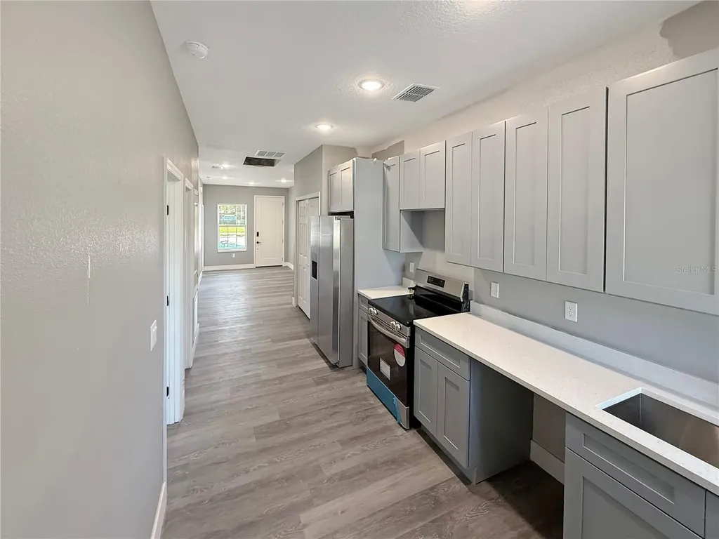 323 Pearl Street Lake Wales FL 33853