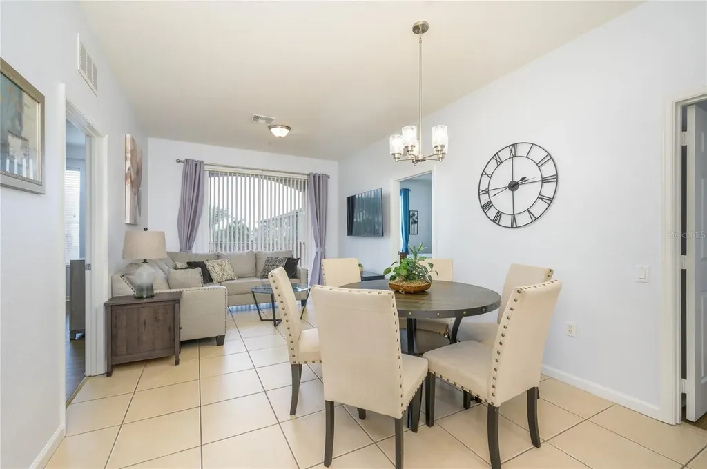 4862 Cayview Avenue Orlando FL 32819