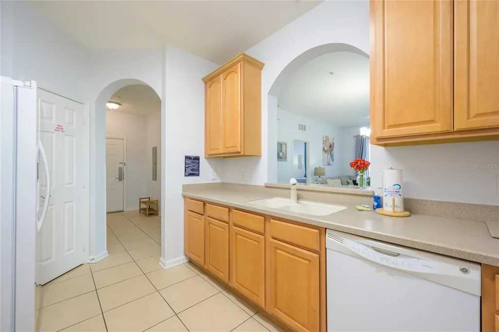 4862 Cayview Avenue Orlando FL 32819