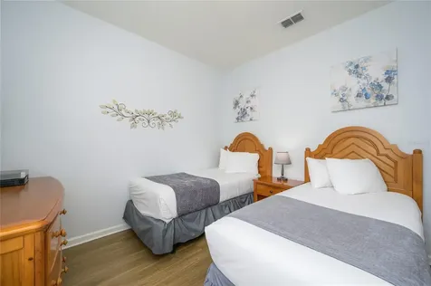 4862 Cayview Avenue Orlando FL 32819