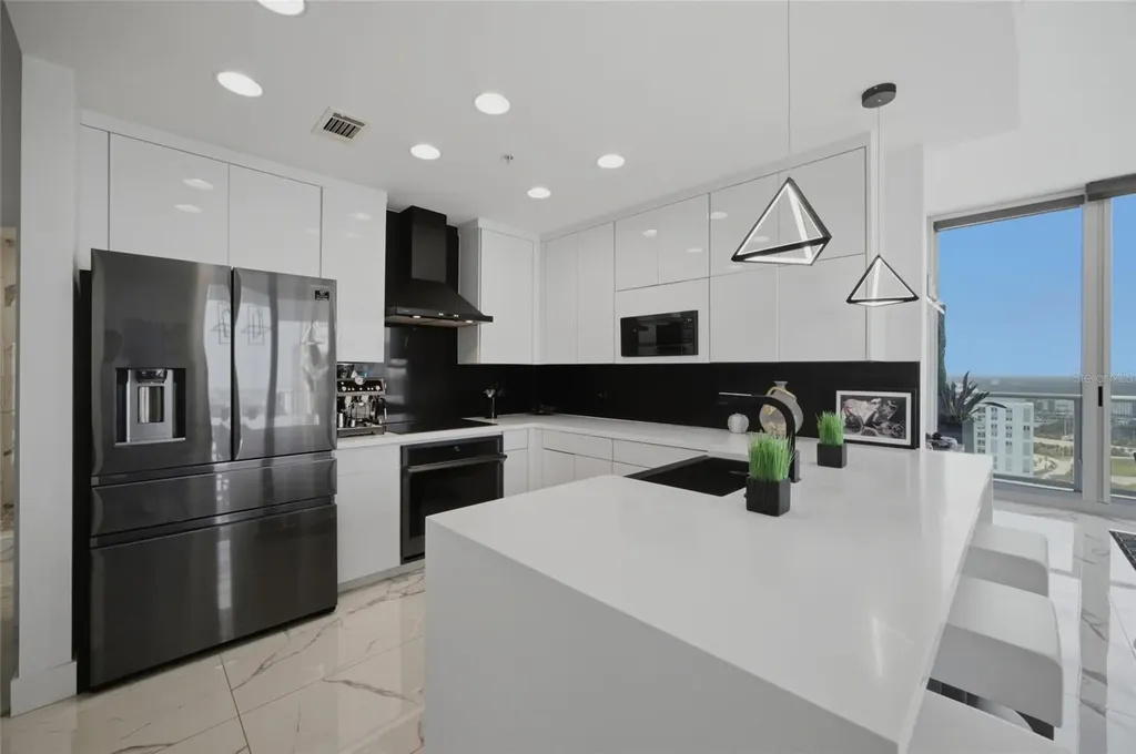 777 N Ashley Drive Tampa FL 33602