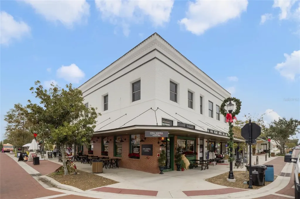 792 W Montrose Street Clermont FL 34711