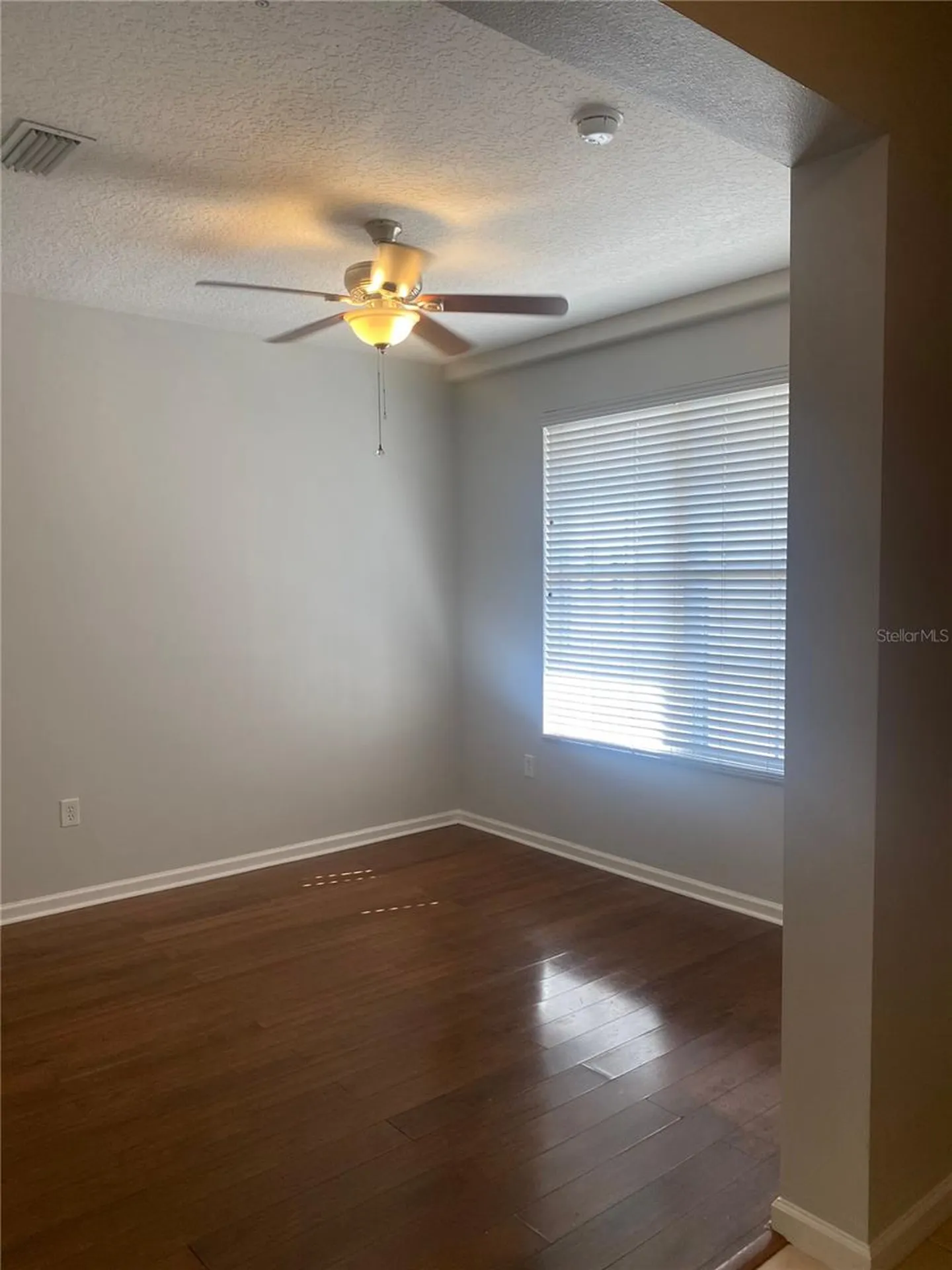 987 Fern Avenue Orlando FL 32814