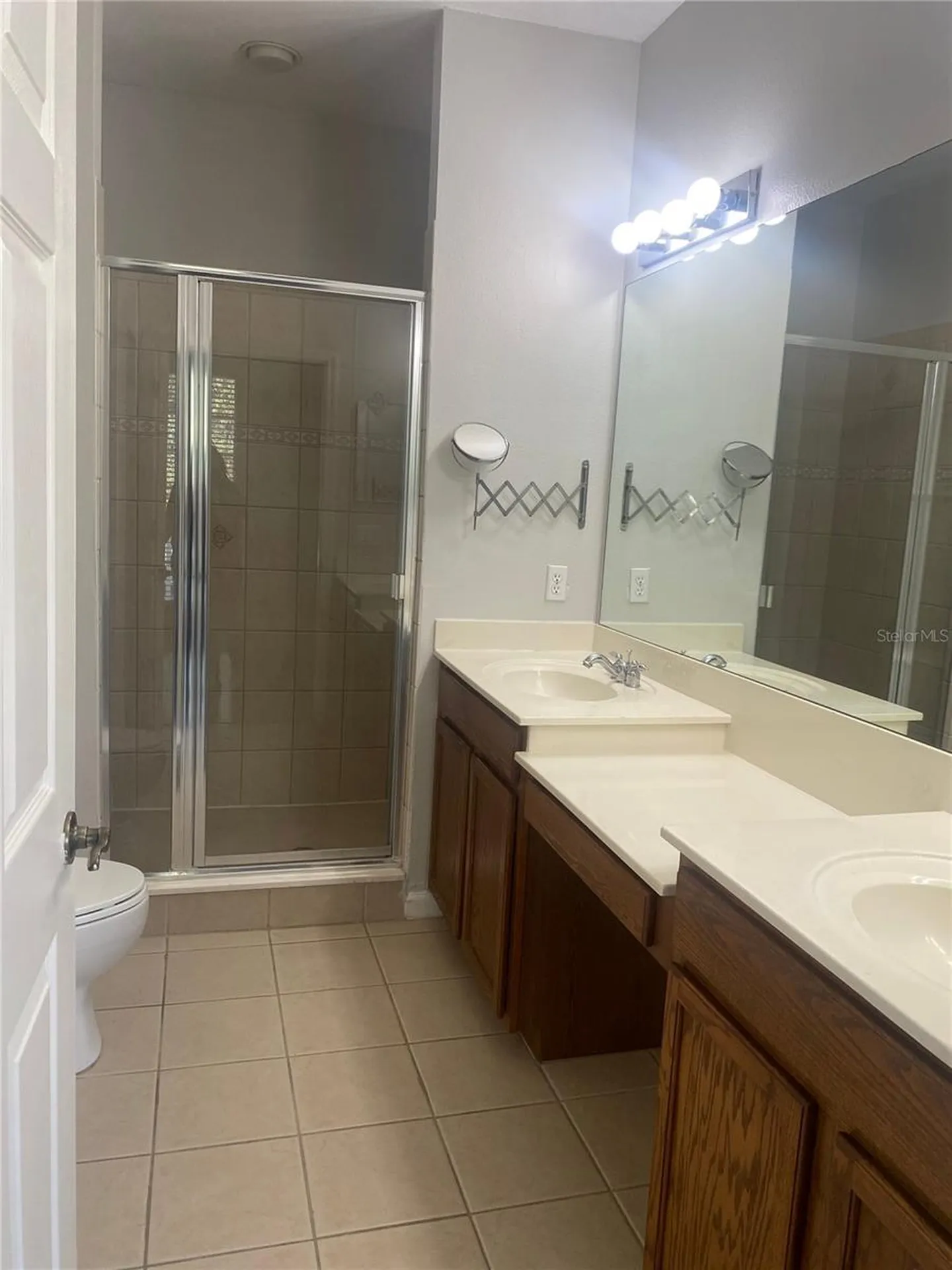 987 Fern Avenue Orlando FL 32814
