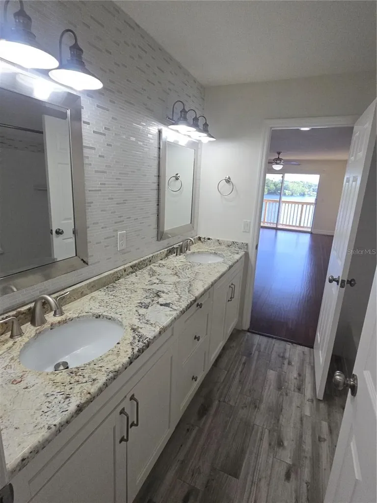 2644 Sabal Springs Drive Clearwater FL 33761