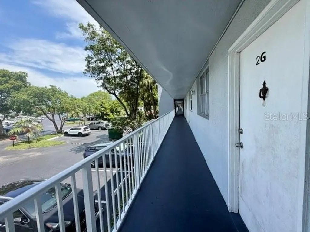 107 Royal Park Drive Oakland Park FL 33309