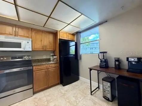 107 Royal Park Drive Oakland Park FL 33309