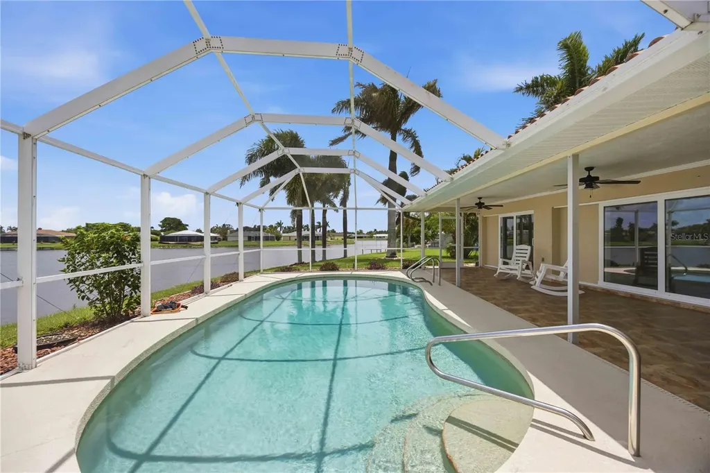 1714 Claw Court Venice FL 34293
