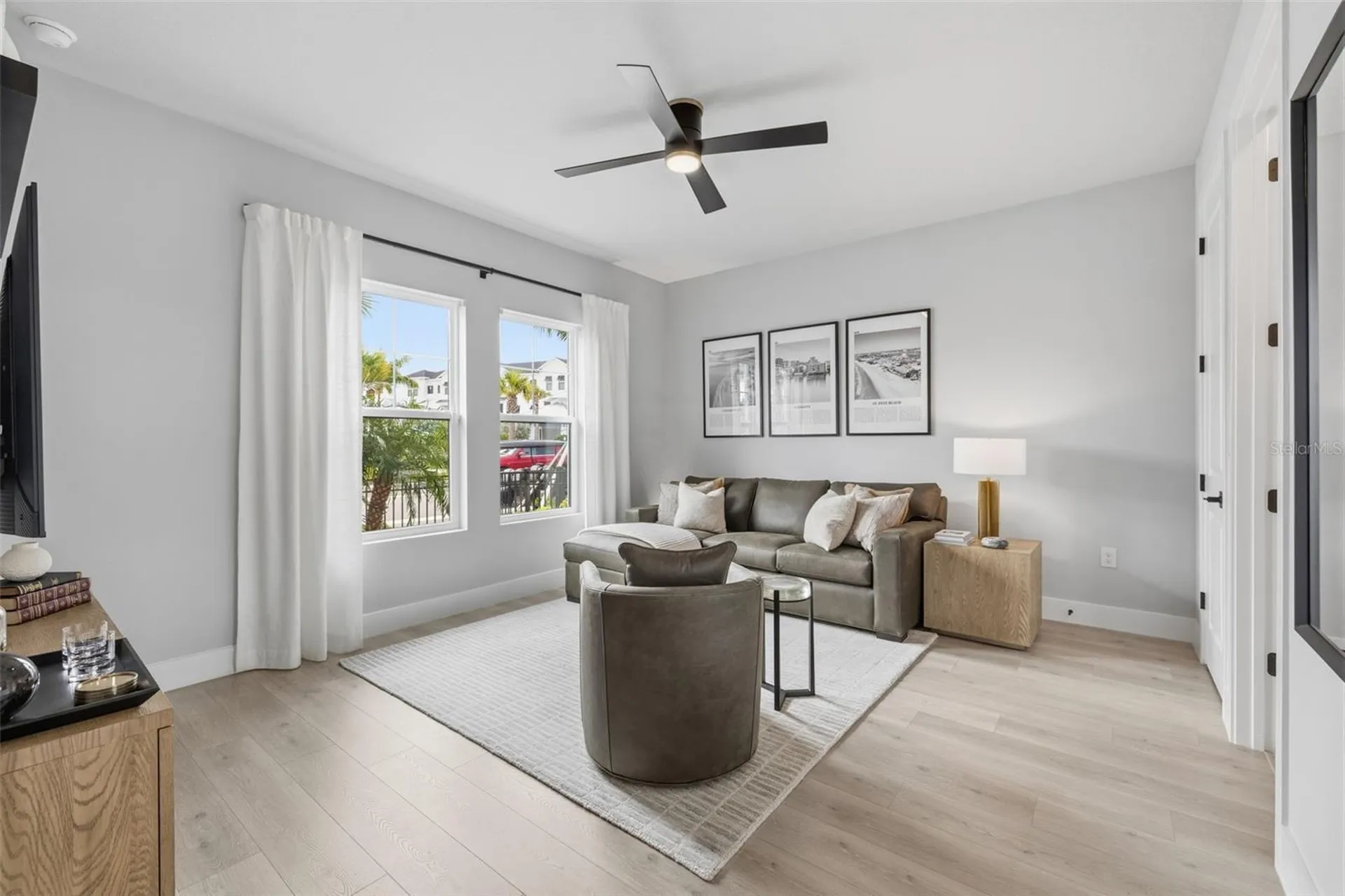 1528 Skysail Lane Sarasota FL 34240