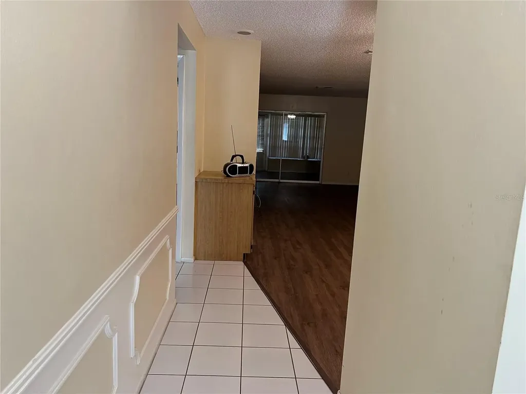 2225 Lark Circle W Palm Harbor FL 34684