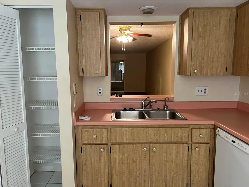 2225 Lark Circle W Palm Harbor FL 34684