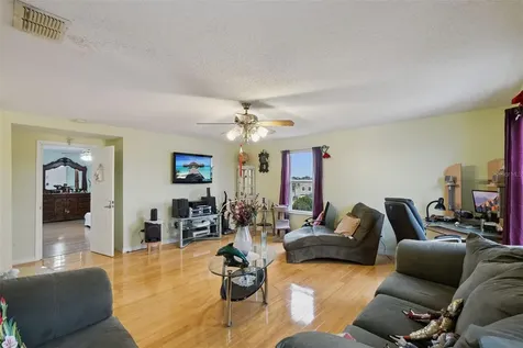 7506 Fordham Creek Lane Orlando FL 32818