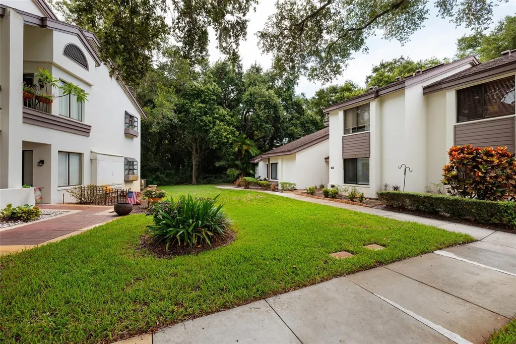 1750 Lake Cypress Drive Safety Harbor FL 34695