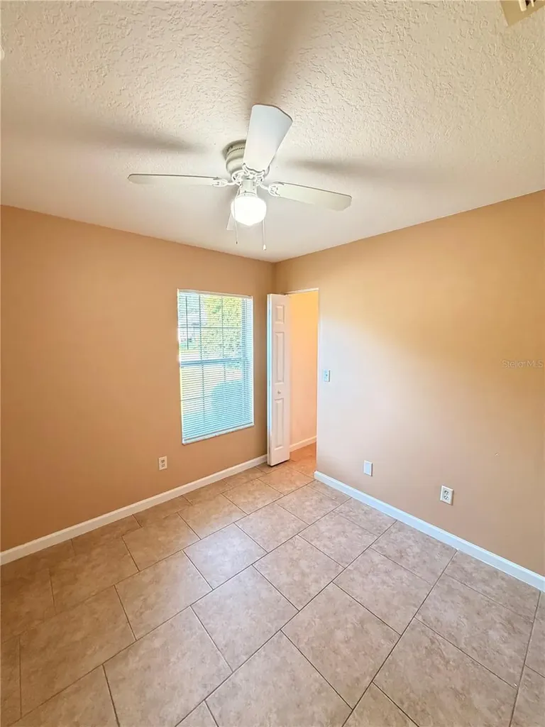 24 Ryall Lane Palm Coast FL 32164