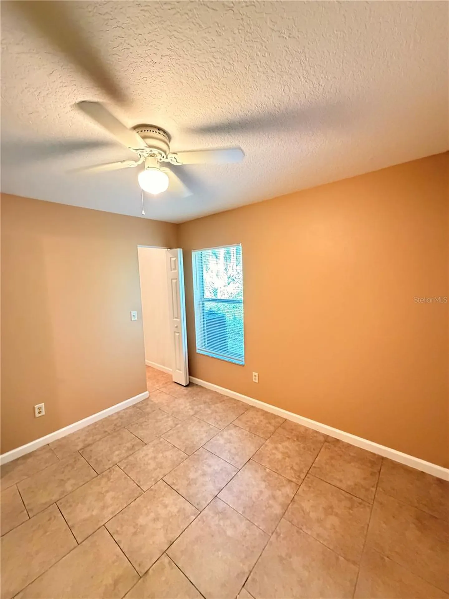 24 Ryall Lane Palm Coast FL 32164