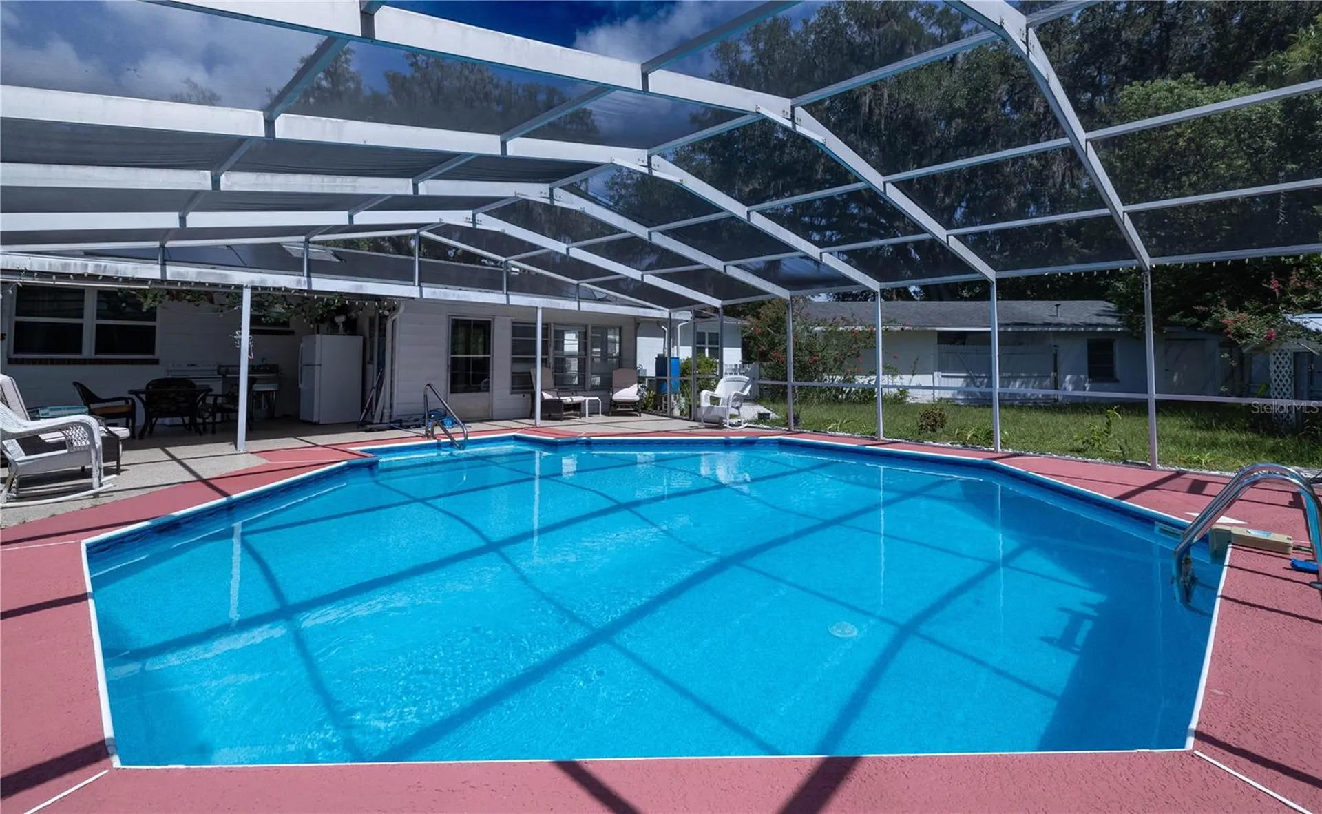 298 N Court Street Bronson FL 32621