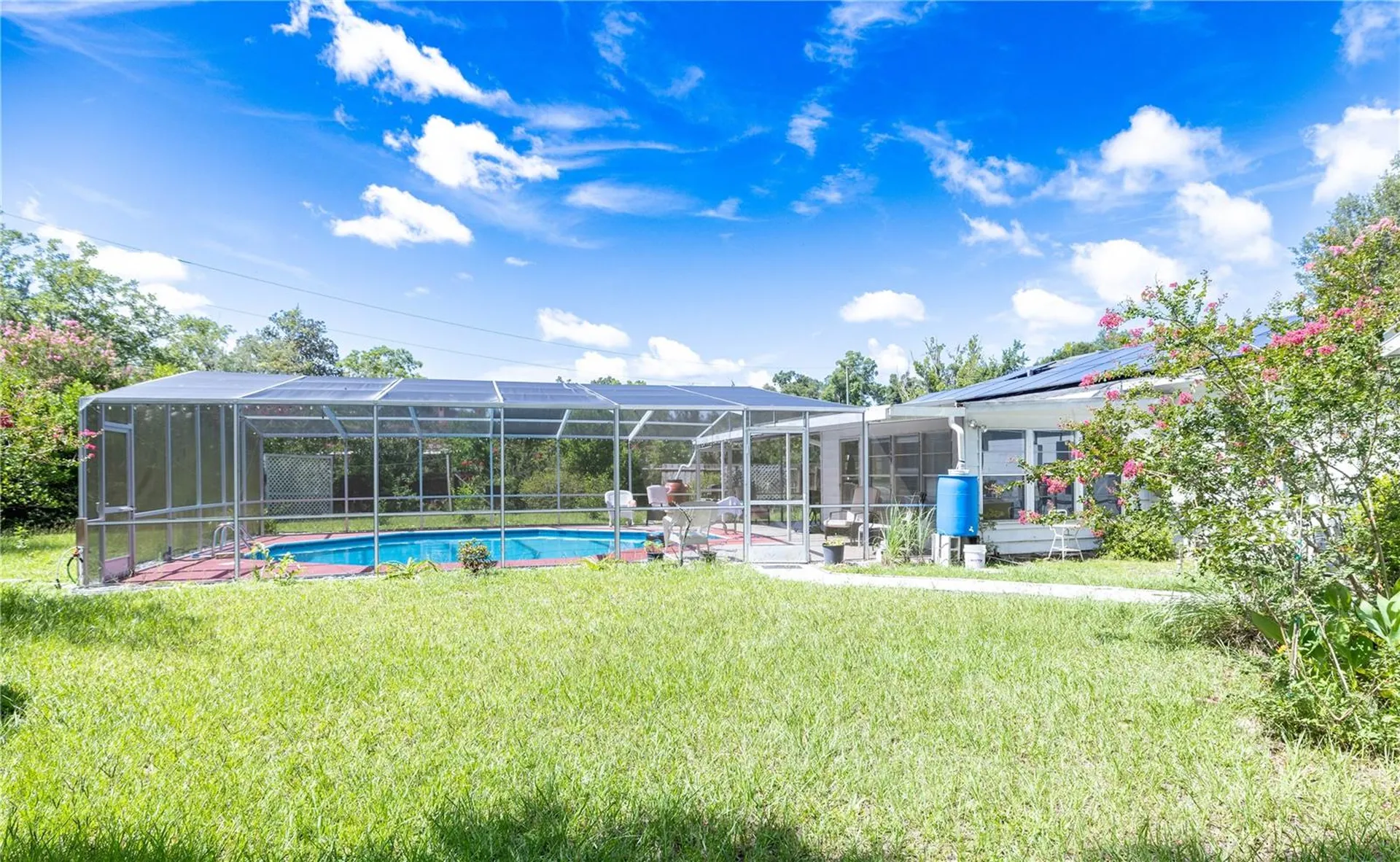 298 N Court Street Bronson FL 32621