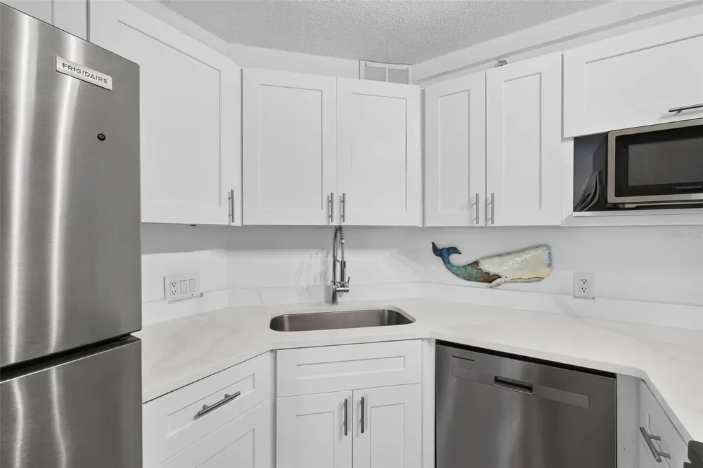 3315 58th Avenue S St Petersburg FL 33712