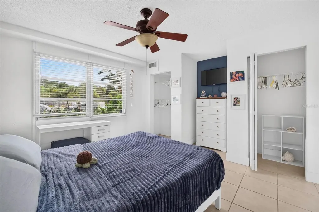 3315 58th Avenue S St Petersburg FL 33712