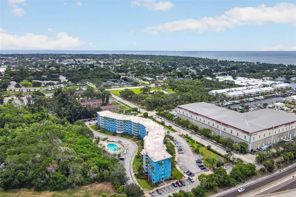 3315 58th Avenue S St Petersburg FL 33712