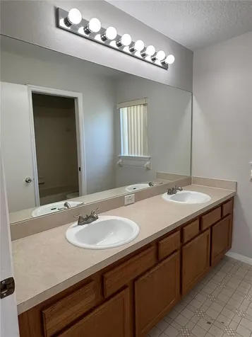 1854 Meadow Pond Way Orlando FL 32824