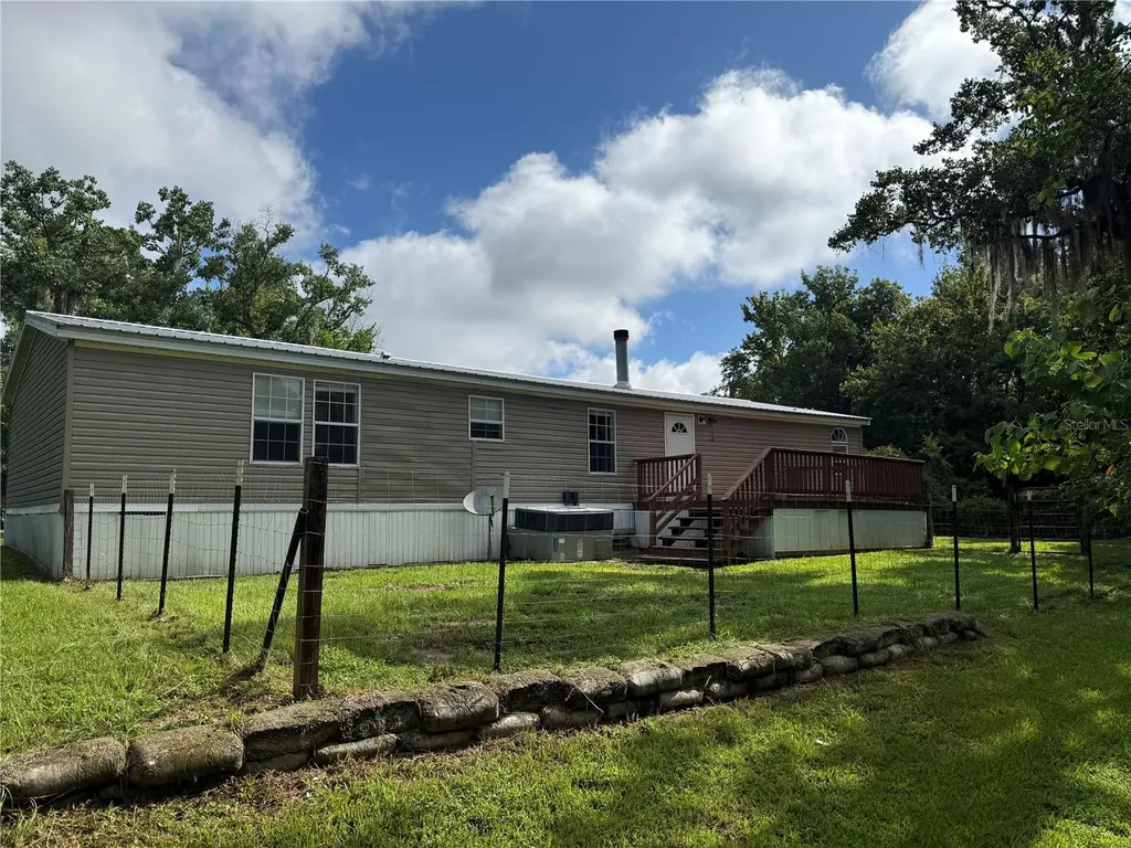 129 Patrician Place Satsuma FL 32189