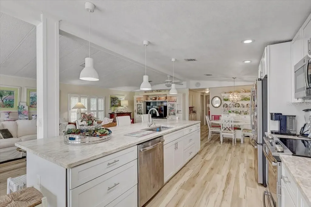 174 Clubview Drive Safety Harbor FL 34695