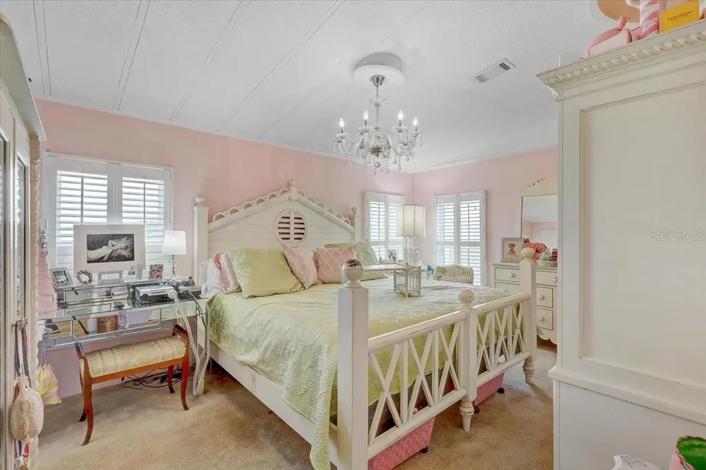 174 Clubview Drive Safety Harbor FL 34695