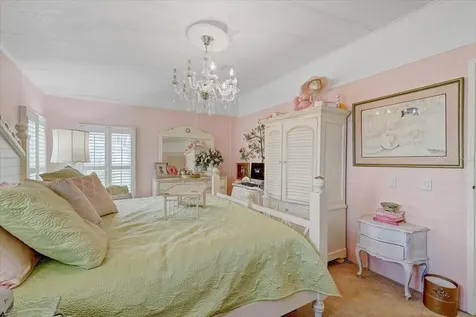 174 Clubview Drive Safety Harbor FL 34695