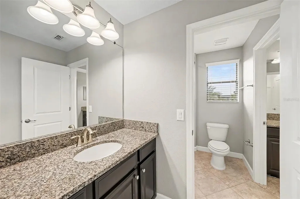 28500 Pleasant Bay Loop Wesley Chapel FL 33543