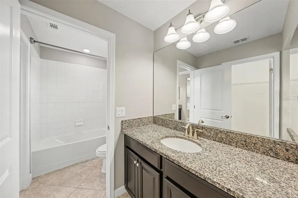 28500 Pleasant Bay Loop Wesley Chapel FL 33543
