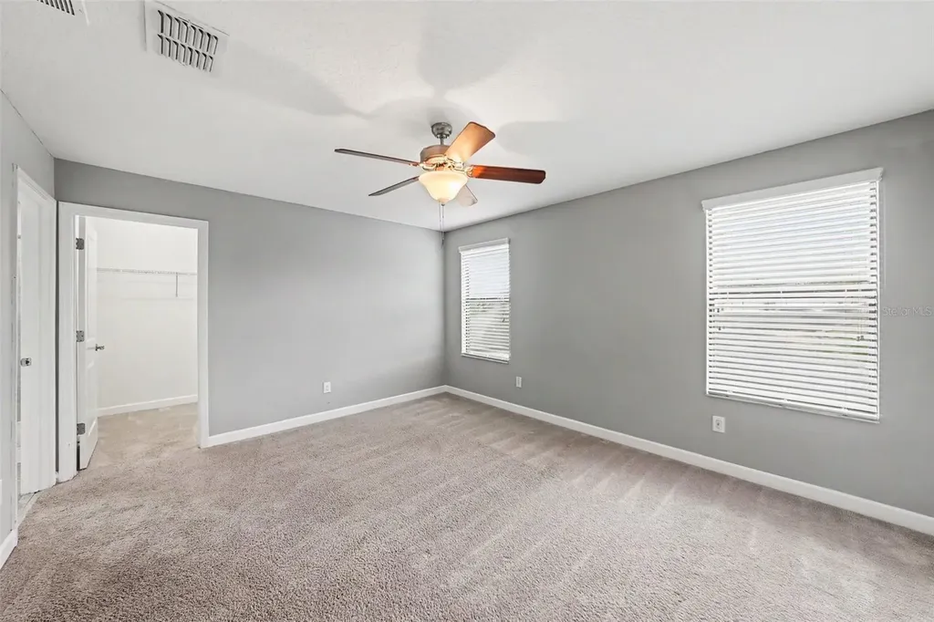28500 Pleasant Bay Loop Wesley Chapel FL 33543