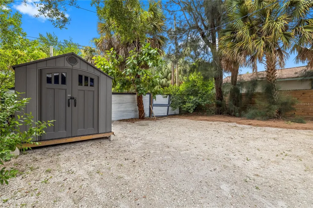 2101 43rd Street S St Petersburg FL 33711