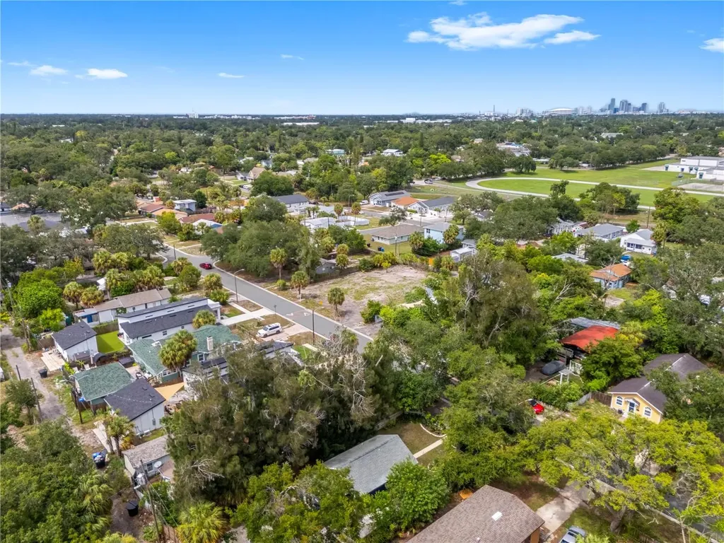 2101 43rd Street S St Petersburg FL 33711